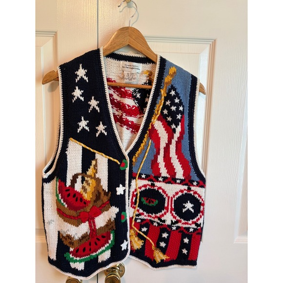 Alexandra Bartlett for The Eagle's Eye Sweaters - Alexandra Bartlett Eagle's Eye Vintage Patriotic Knit Sweater Vest Americana M